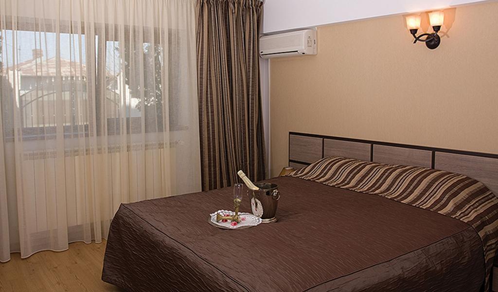 Vila Royal Urziceni Habitación foto